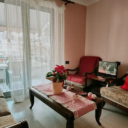 Apartment Main Street *