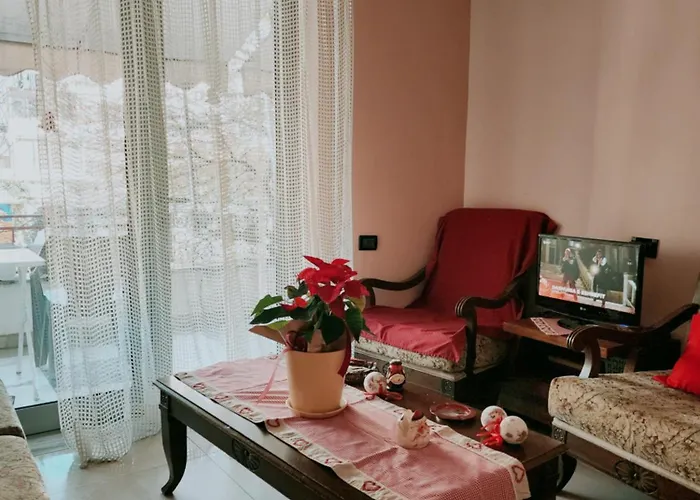 Apartment Main Street *